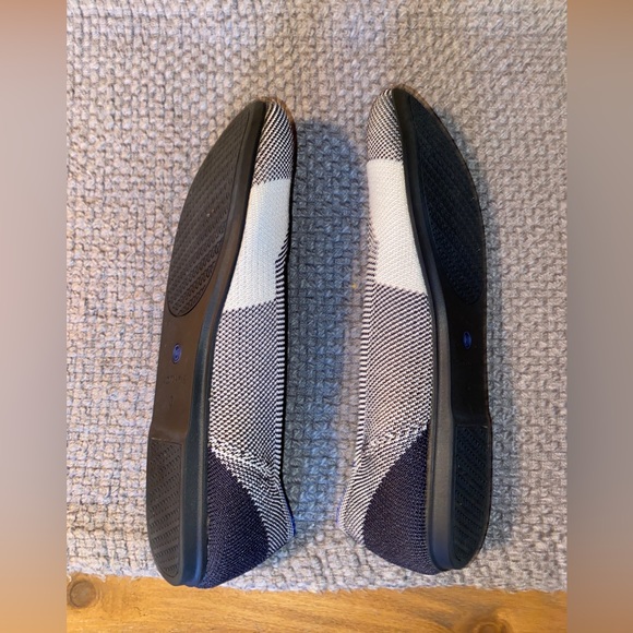 Rothy's Black & White Captoe Plaid Round Toe Flat Size 6 - Picture 3 of 6